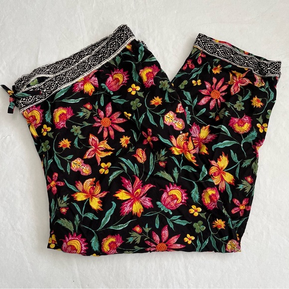 Sundance Pants - Sundance Leia Floral Cotton Drawstring Crop Pants